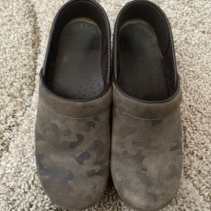 Dansko camo clogs